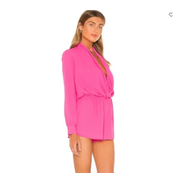 NWT Superdown Kaycie Drape Neck Romper - Picture 2 of 6